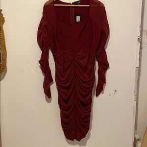 Ruched Midi Dress in Wine
Bandage Top
Mesh Skirt